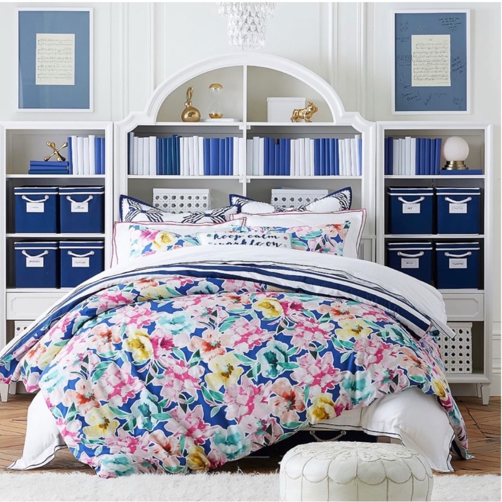 Pottery Barn Teen Queen Watercolor Bonanza Duvet set